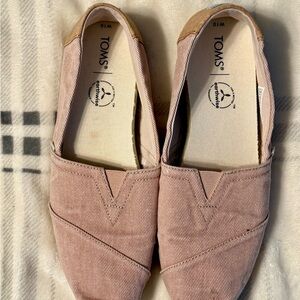 Toms Slip-On Canvas Shoes in Blush and Tan
